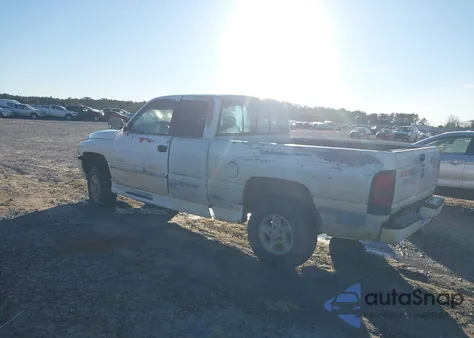 1996 Dodge Ram 1500 из США, поврежденный, VIN 3B7HF13Y4TG193875